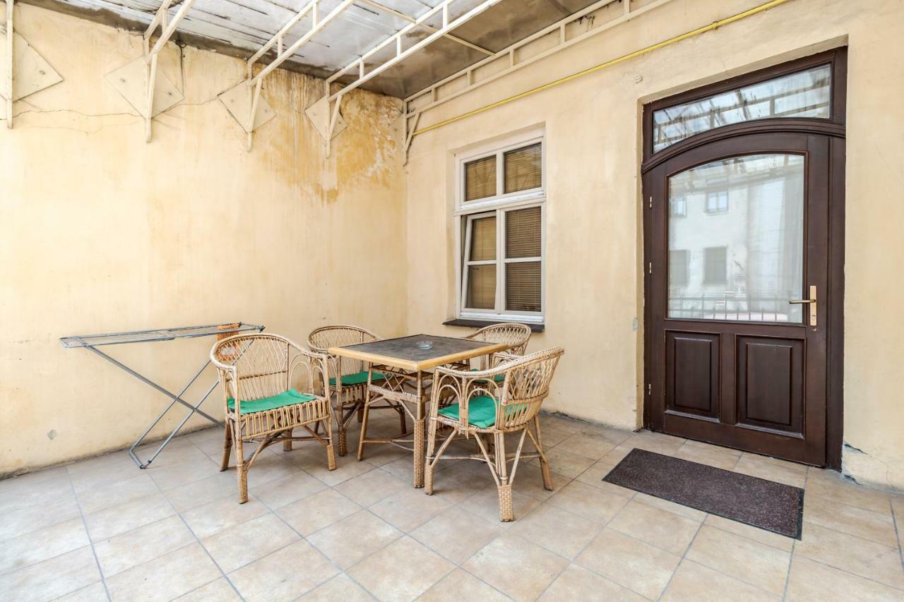 Apartamento Tut Staroevreyska With Terrace Leópolis Exterior foto